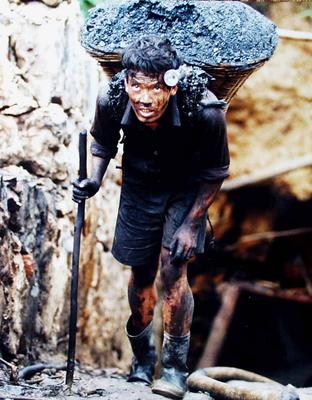 仿佛纪律、严谨、敬业、吃苦这些东西,都已经完全过时